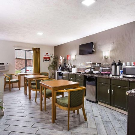 Red Lion Inn & Suites Olathe Kansas City Екстериор снимка
