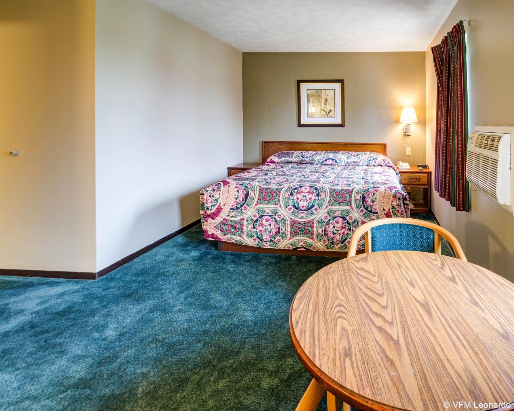 Red Lion Inn & Suites Olathe Kansas City Екстериор снимка