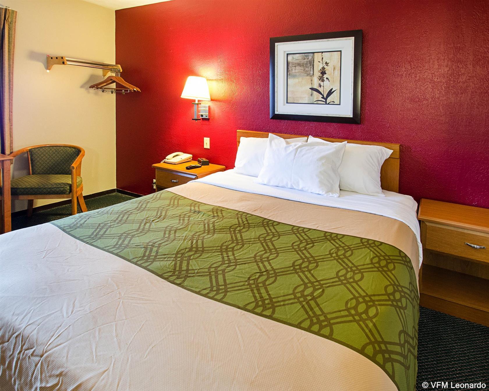 Red Lion Inn & Suites Olathe Kansas City Екстериор снимка