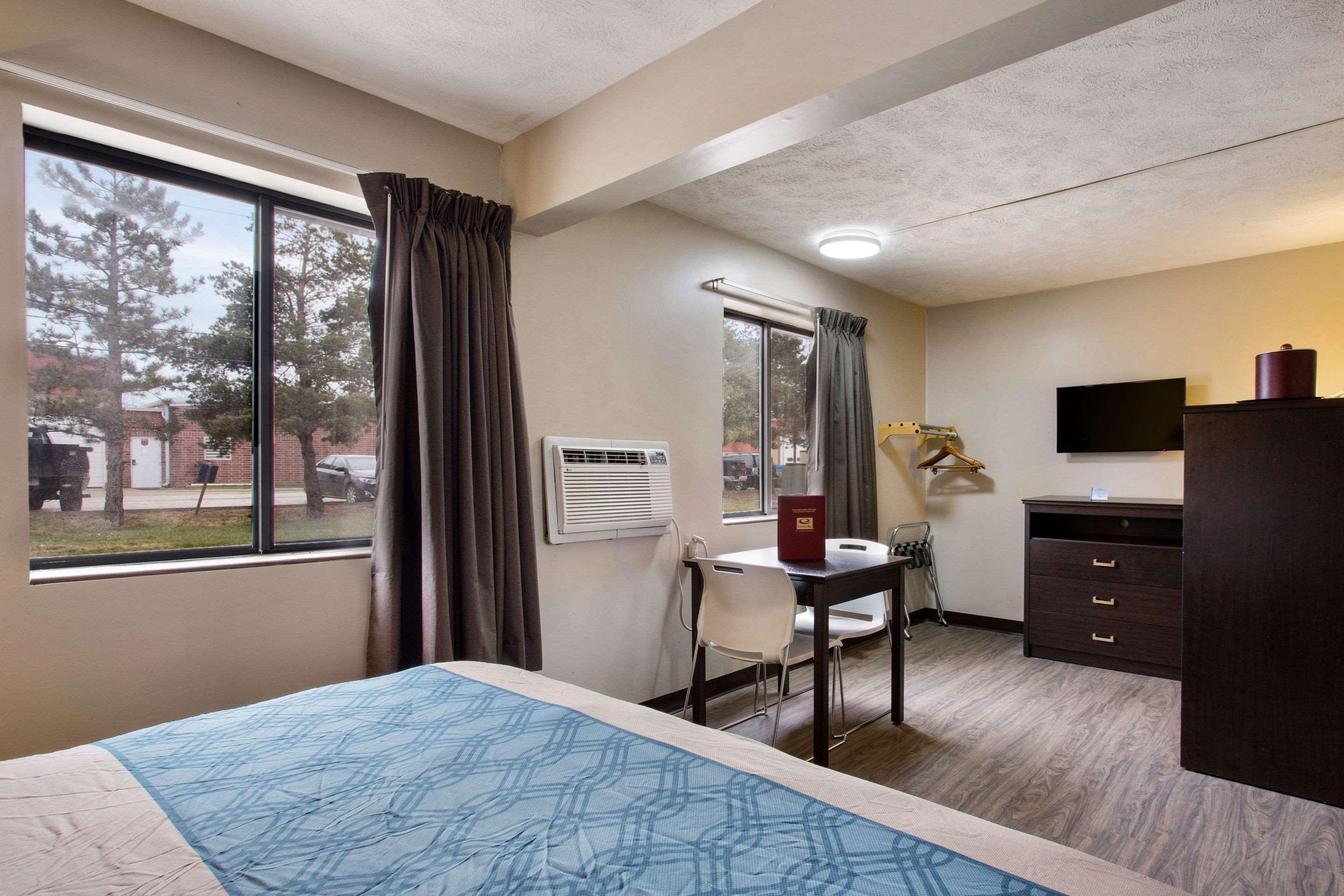 Red Lion Inn & Suites Olathe Kansas City Екстериор снимка
